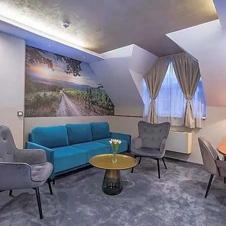 Hotel Gottwald Tata